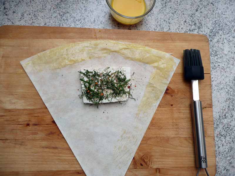 feta-im-teigmantel-falten1 feta-im-teigmantel-falten1