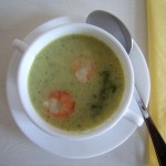 kartoffel-pestosuppe-kopie (Kartoffel-Pestosuppe mit Shrimps)