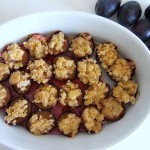 gebackene-zwetschgen (Gebackene Zwetschgen mit Löffelbiskuit)