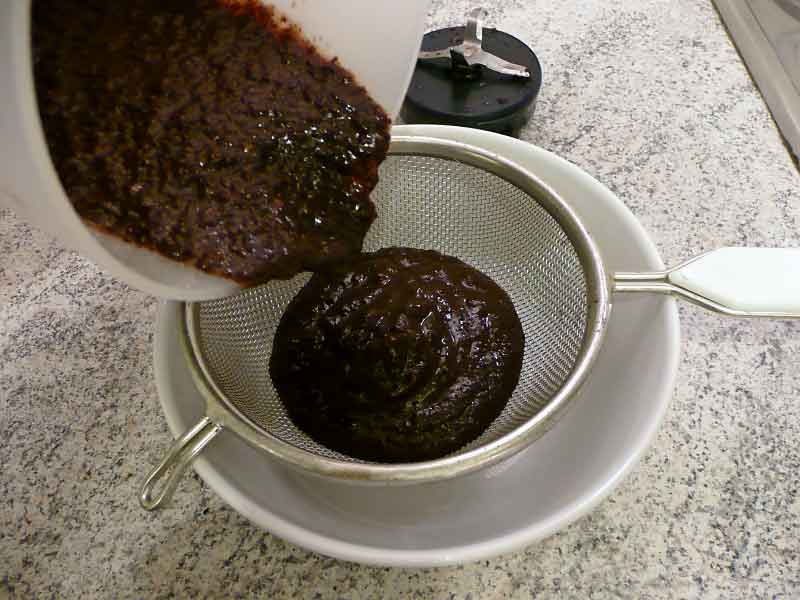 charmoula-Korinthen-im-Sieb
