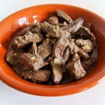 Marinierte Rinderleber in Weißweinessig und Olivenöl (Marinierte Rinderleber in Weißweinessig und Olivenöl)