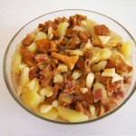 Kartoffel-Apfelsalat mit Pfifferlingen (Kartoffel-Apfelsalat mit Pfifferlingen)