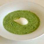 Petersiliensuppe mit pochiertem Ei_ji-W800 (Petersiliensuppe mit pochiertem Ei)
