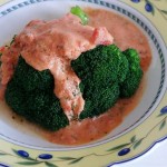 Scharfe Tomaten-Basilikumsauce mit Broccoli_ji-W800 (Scharfe Tomaten-Basilikumsauce mit Brokkoli)