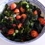 Japanischer Algensalat mit Cherrytomaten_ji-W800 (Japanischer Algensalat mit Cherrytomaten)