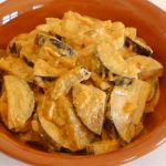 Auberginen in Joghurt-Currysauce_ji-W800 (Auberginen in Joghurt-Currysauce)