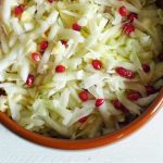Kohlrabi-Apfelsalat mit Granatapfelkernen_ji-W800 (Kohlrabi-Apfelsalat mit Granatapfelkernen)