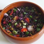 Wildreissalat mit Tomaten und Oliven_ji (Klein) (Wildreissalat mit Tomaten und Oliven)